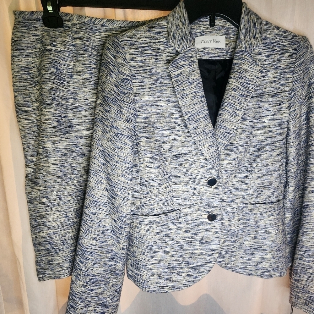 Calvin Klein Women's Petites 8P Size Jacket and skirt NWOT - Picture 8 of 8
